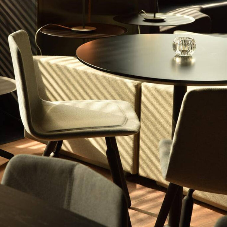 Stratos_cadeira_0000s_0000s_0001_Camada 53